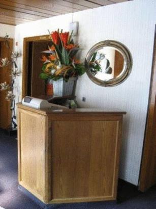 Hotel Corso Алсдорф Екстериор снимка